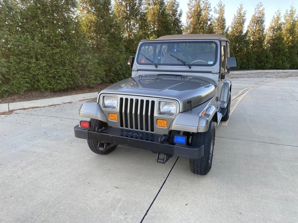 1991 Jeep YJ Wrangler - Image 3 of 31
