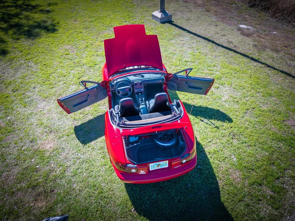 1991 Mazda NA MX-5 Miata - Image 28 of 31