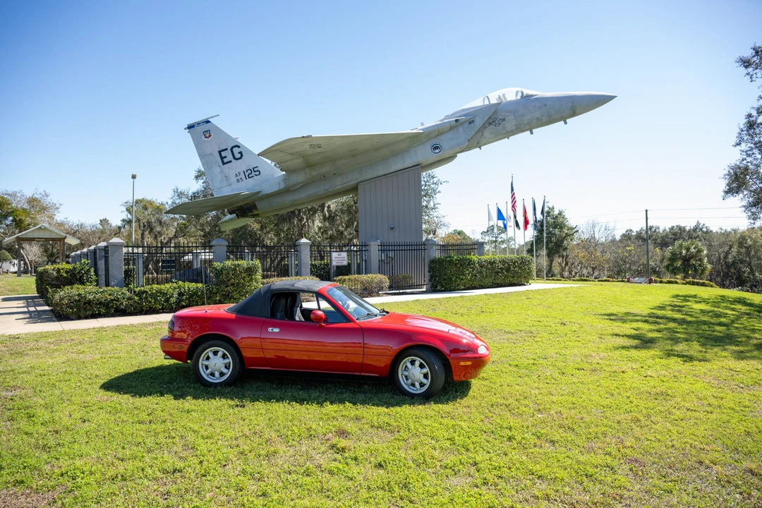 1991 Mazda NA MX-5 Miata - Image 11 of 31