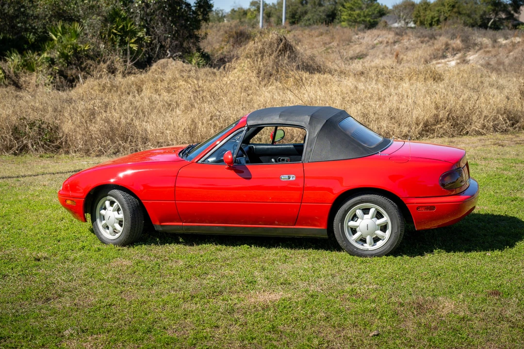 1991 Mazda NA MX-5 Miata - Image 6 of 31