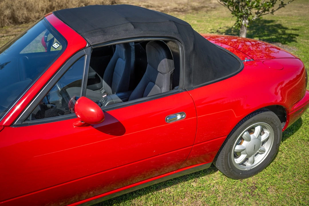 1991 Mazda NA MX-5 Miata - Image 23 of 31