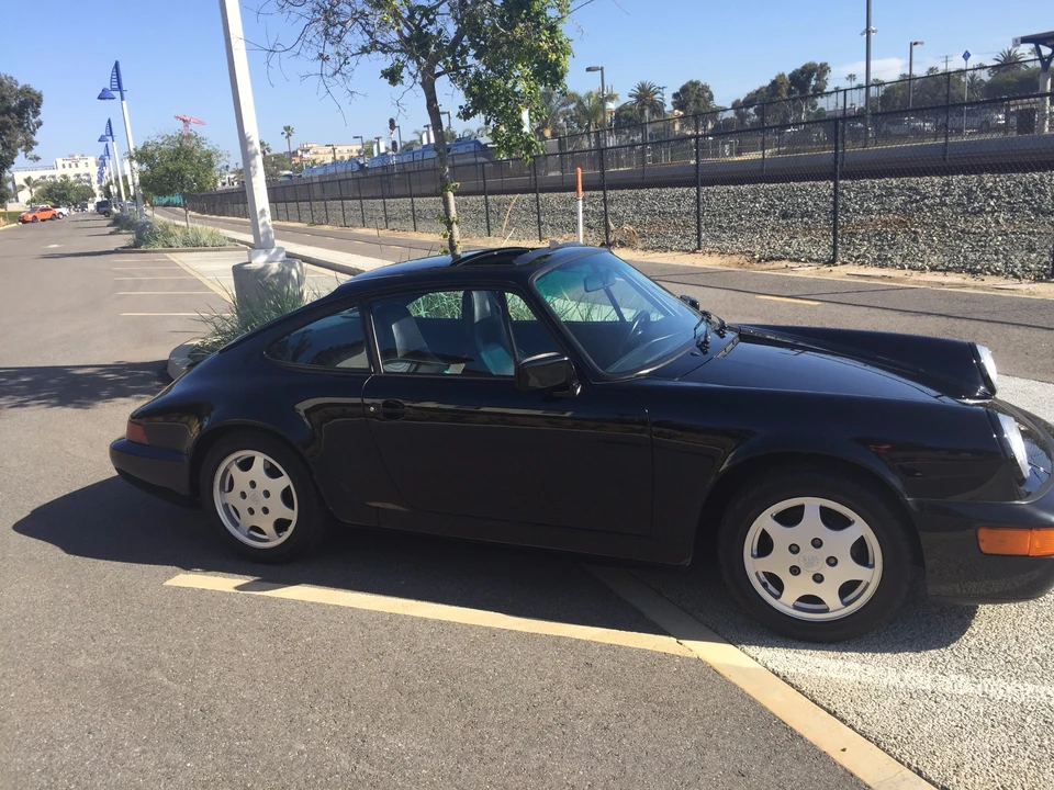 1991 Porsche 964 Carrera 4 - Image 14 of 31