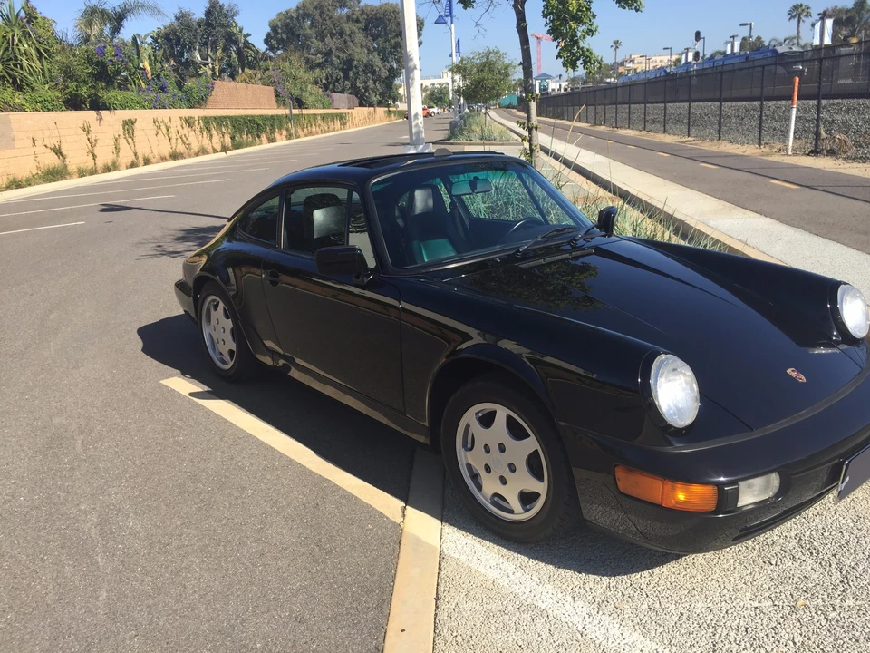 1991 Porsche 964 Carrera 4 - Image 13 of 31
