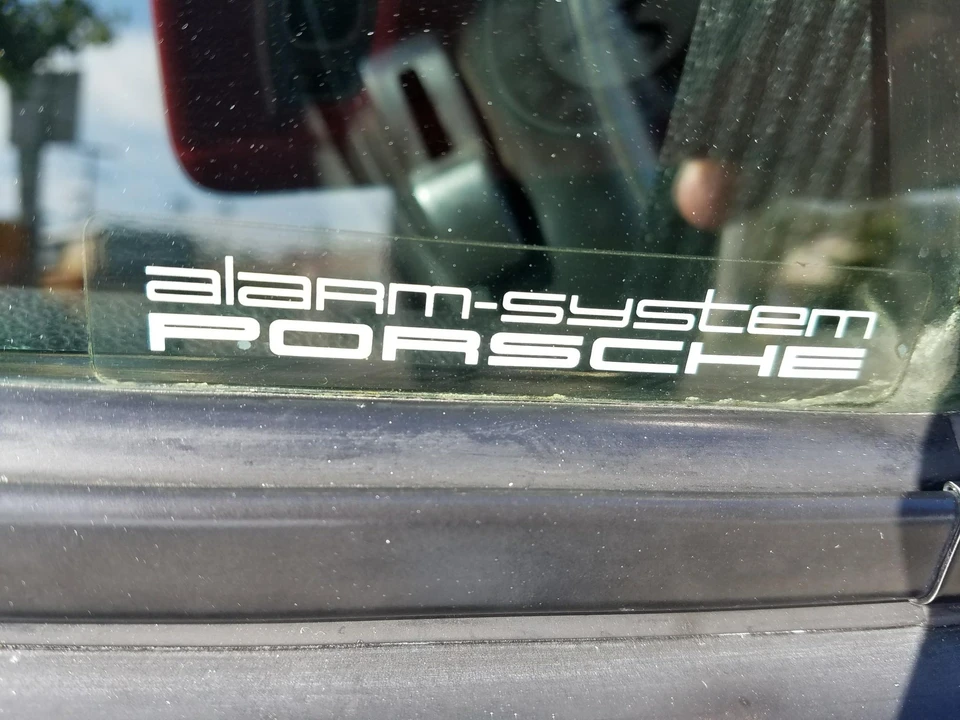 1991 Porsche 964 Carrera 4 - Image 27 of 31