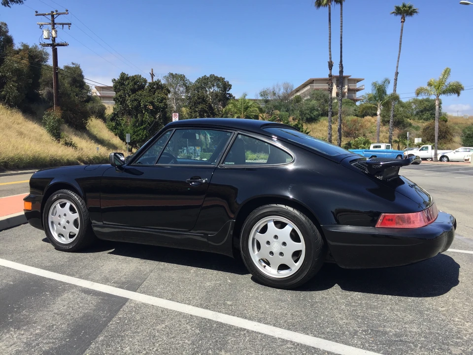 1991 Porsche 964 Carrera 4 - Image 5 of 31