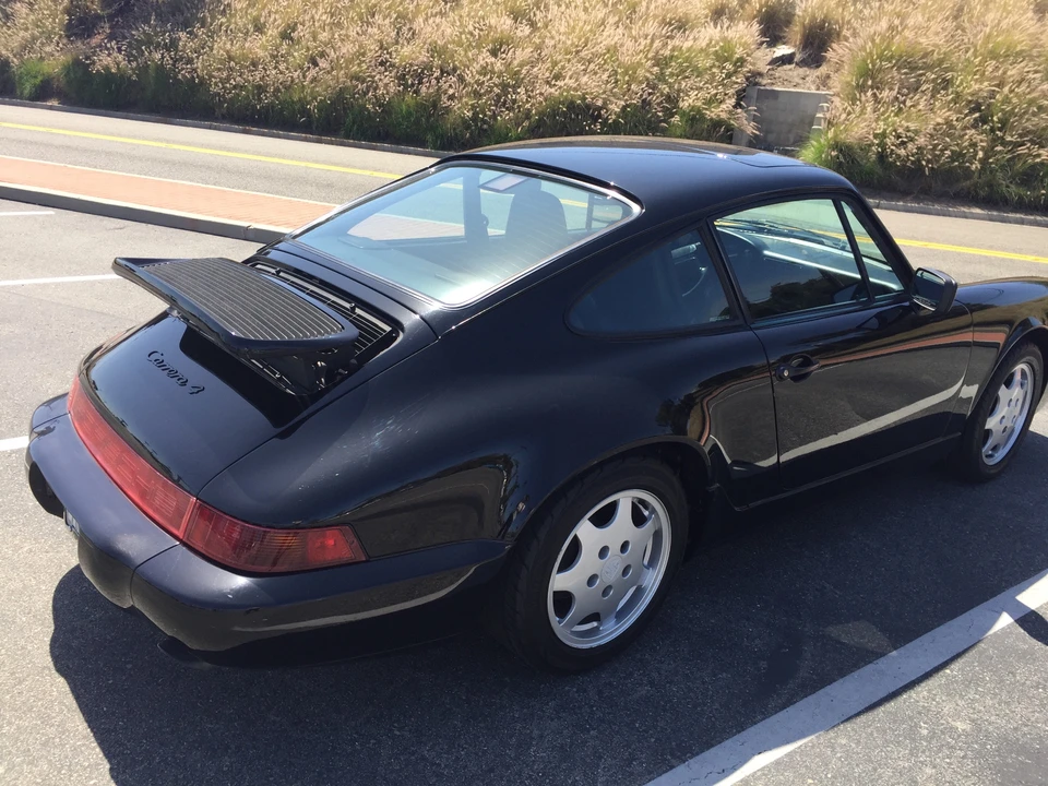 1991 Porsche 964 Carrera 4 - Image 11 of 31