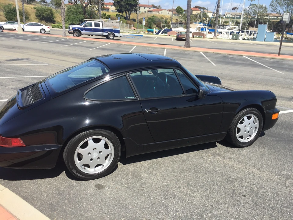 1991 Porsche 964 Carrera 4 - Image 10 of 31
