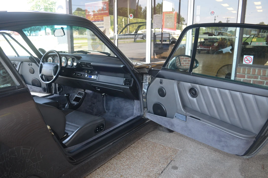 1991 Porsche 964 Turbo - Image 26 of 31