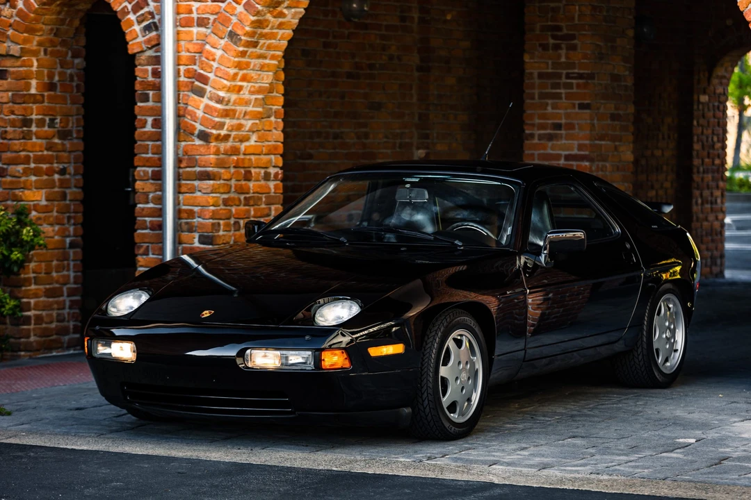 1991 Porsche 928 S4 - Image 5 of 31