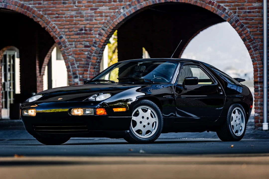 1991 Porsche 928 S4 - Image 11 of 31