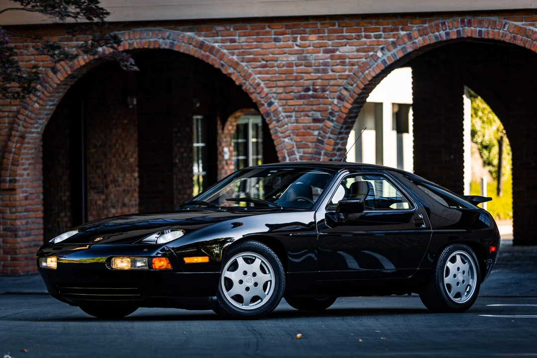 1991 Porsche 928 S4 - Image 12 of 31