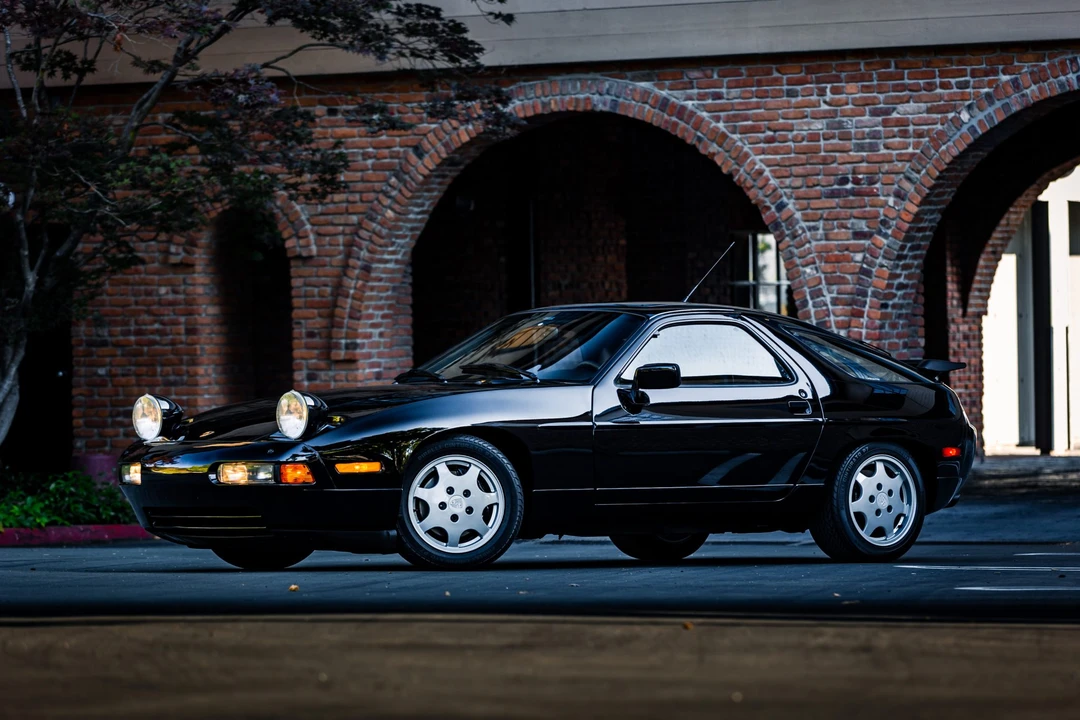1991 Porsche 928 S4 - Image 19 of 31