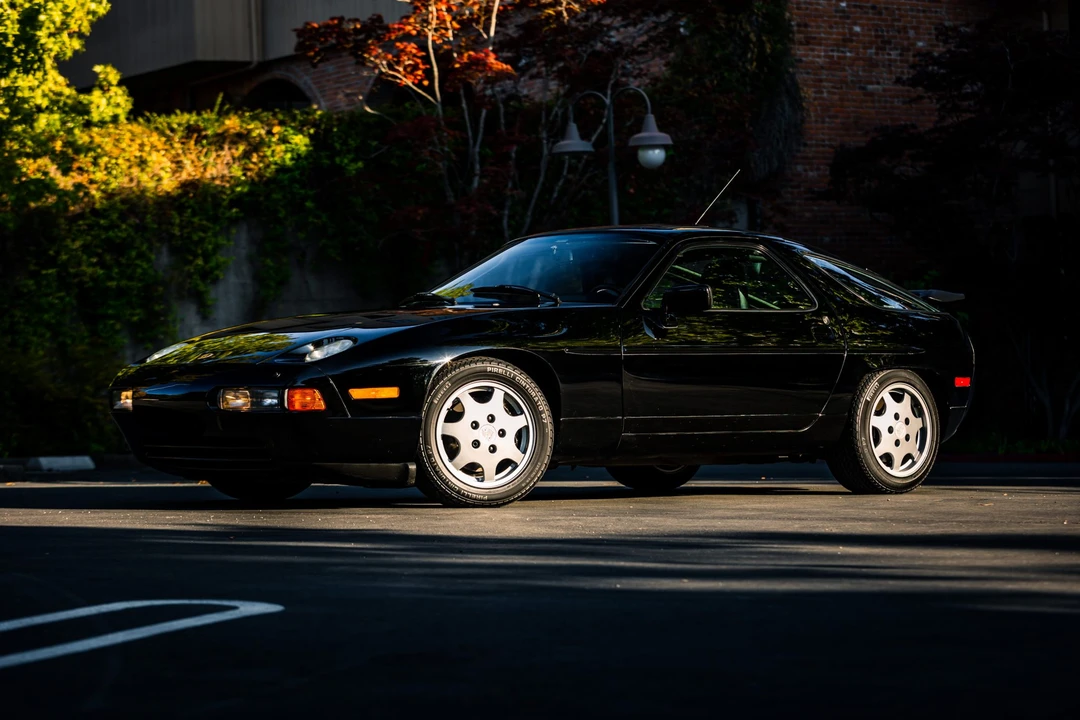 1991 Porsche 928 S4 - Image 15 of 31