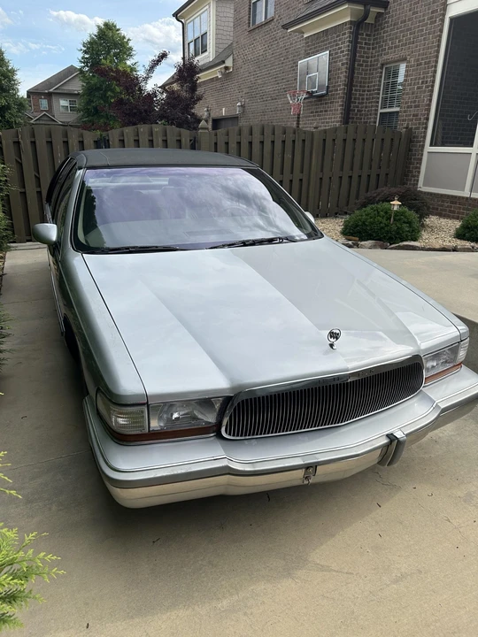 1992 Buick Roadmaster - Image 3 of 31