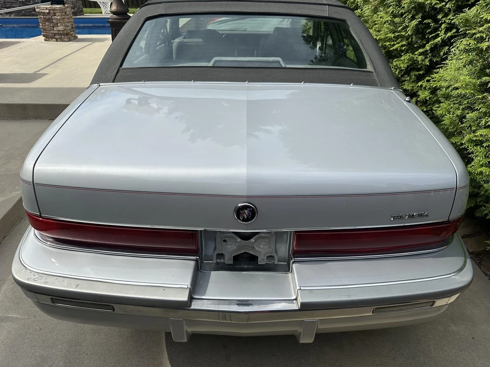 1992 Buick Roadmaster - Image 26 of 31