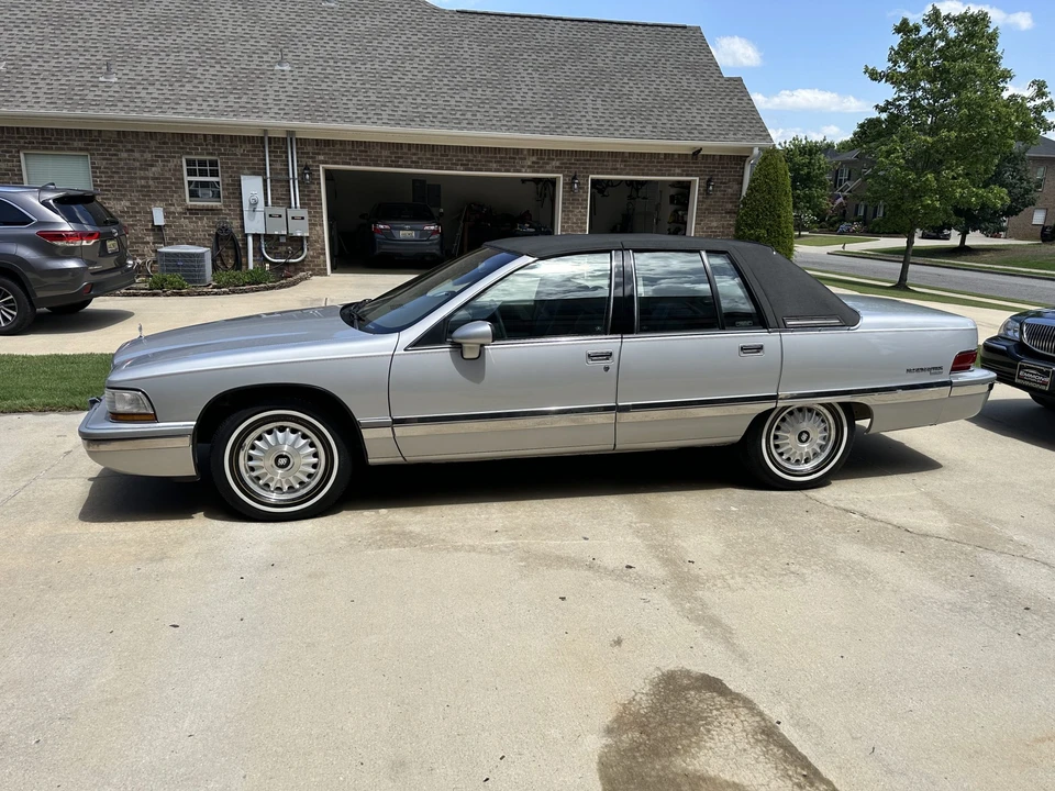 1992 Buick Roadmaster - Image 7 of 31
