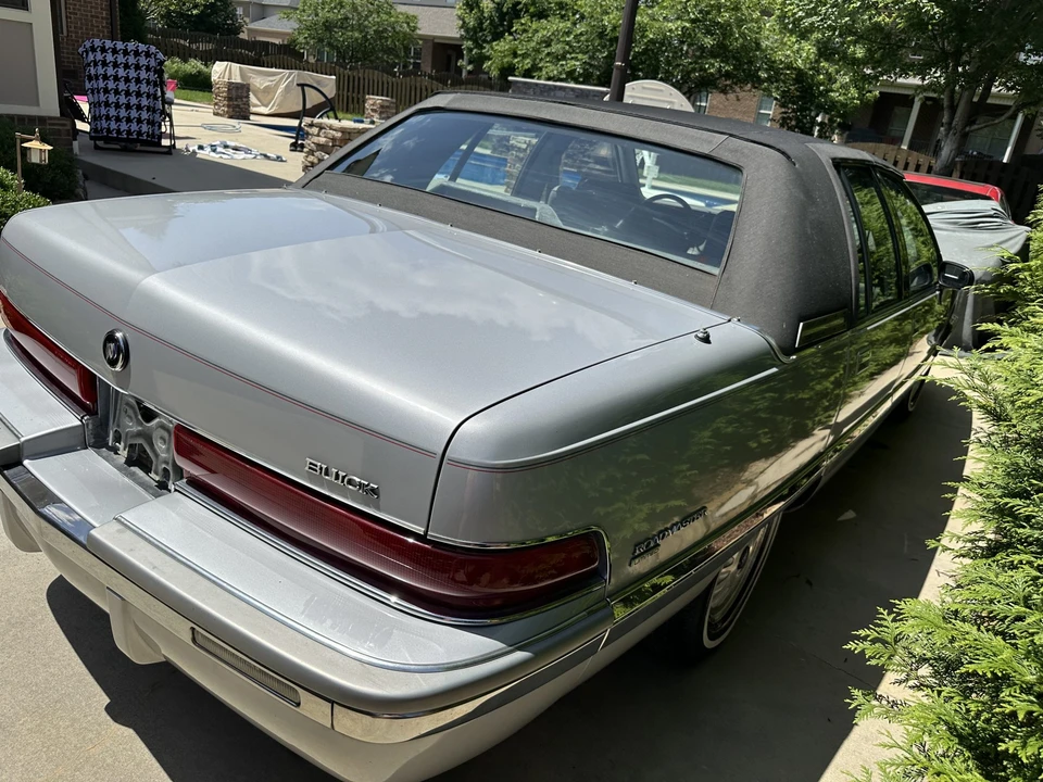 1992 Buick Roadmaster - Image 14 of 31