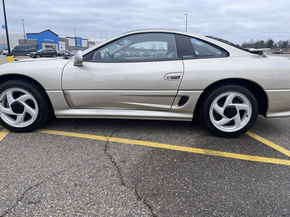 1992 Dodge Stealth - Image 26 of 31