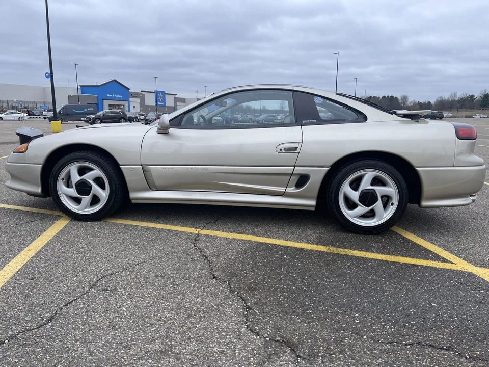 1992 Dodge Stealth - Image 22 of 31