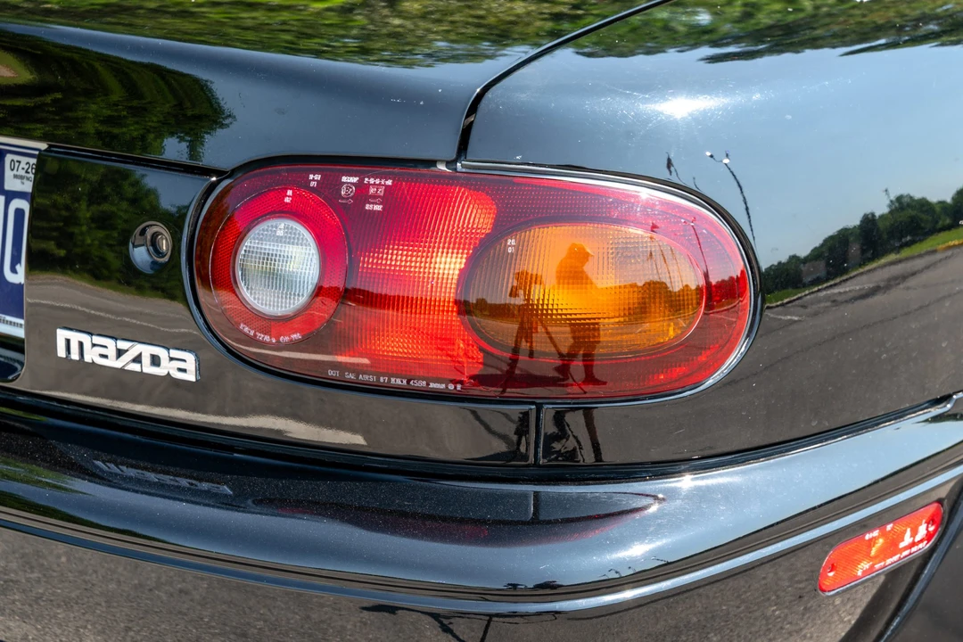 1992 Mazda NA MX-5 Miata - Image 22 of 31