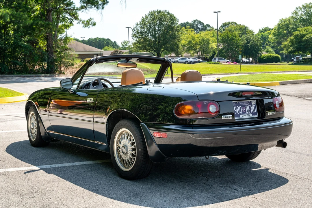 1992 Mazda NA MX-5 Miata - Image 7 of 31