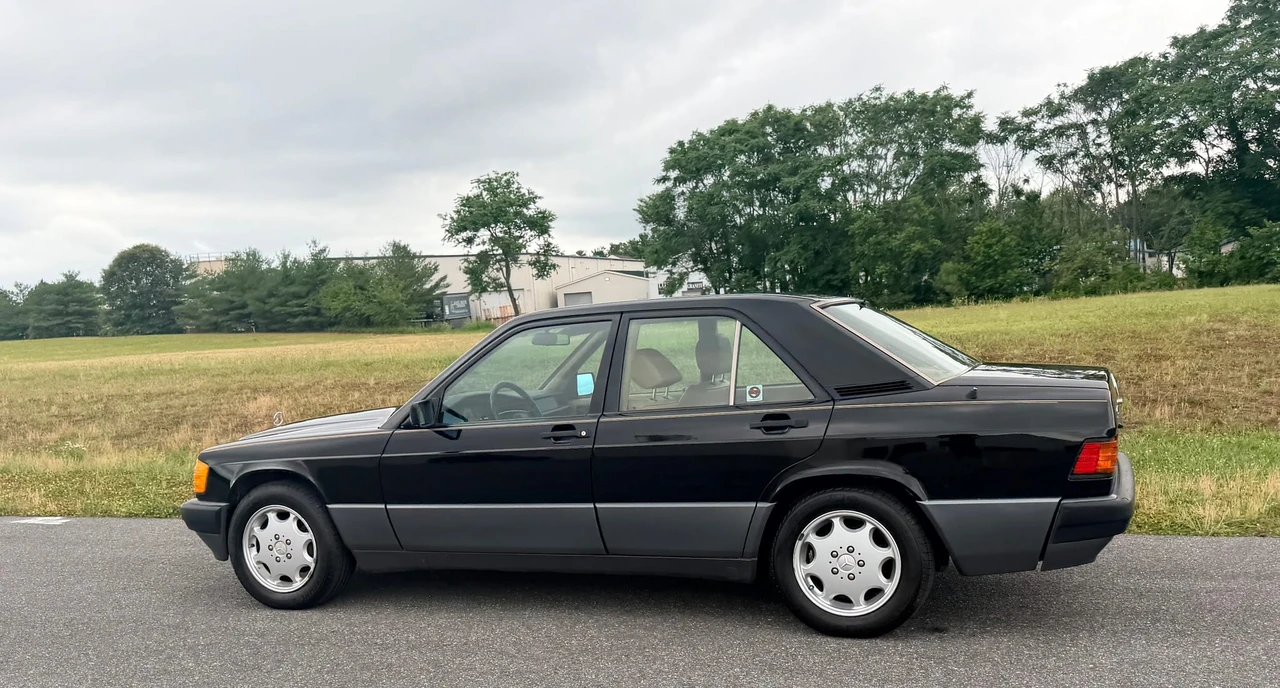 1992 Mercedes-Benz 190E - Image 24 of 31