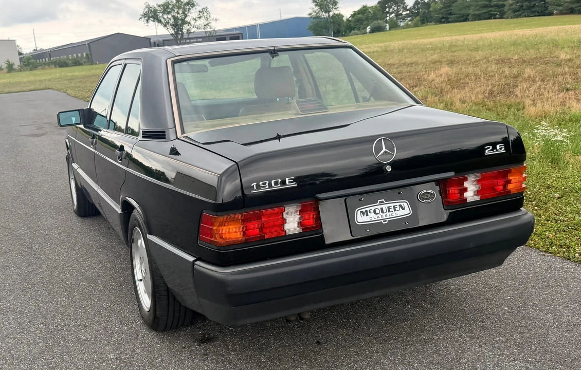 1992 Mercedes-Benz 190E - Image 16 of 31