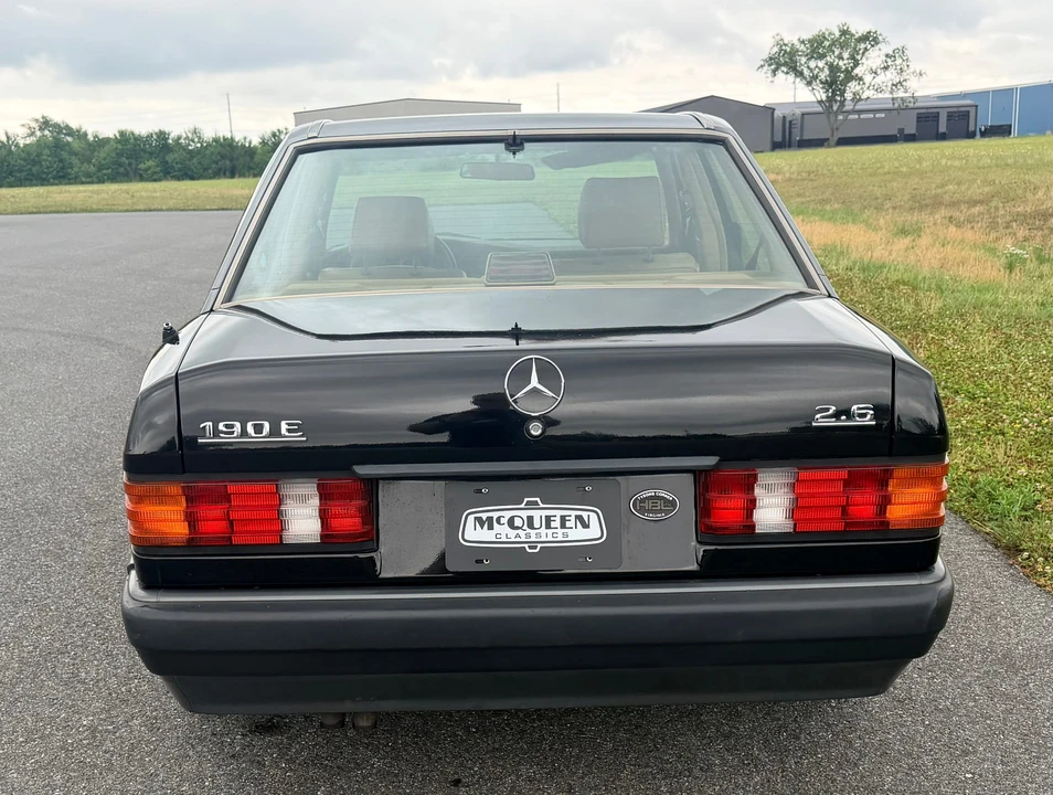 1992 Mercedes-Benz 190E - Image 14 of 31