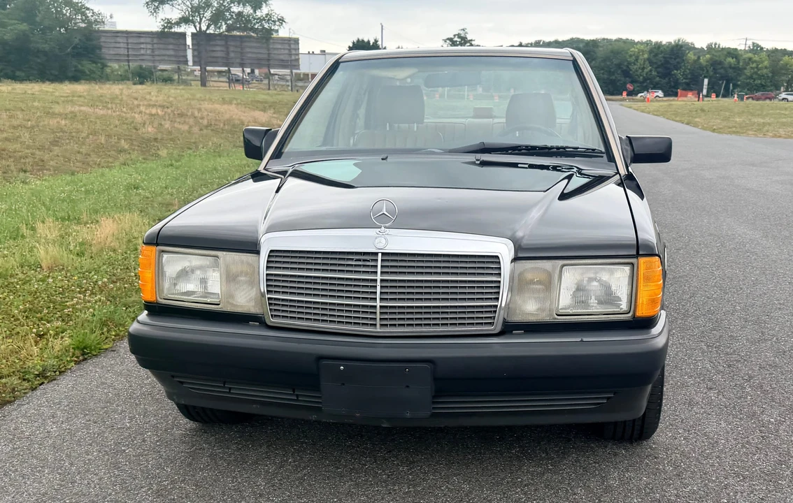 1992 Mercedes-Benz 190E - Image 10 of 31
