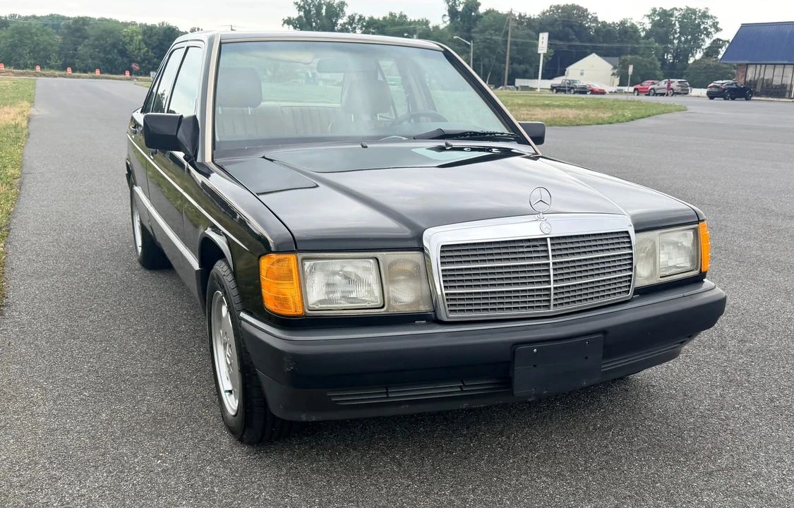 1992 Mercedes-Benz 190E - Image 12 of 31