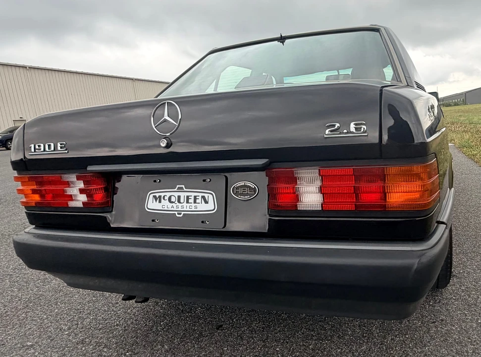 1992 Mercedes-Benz 190E - Image 13 of 31