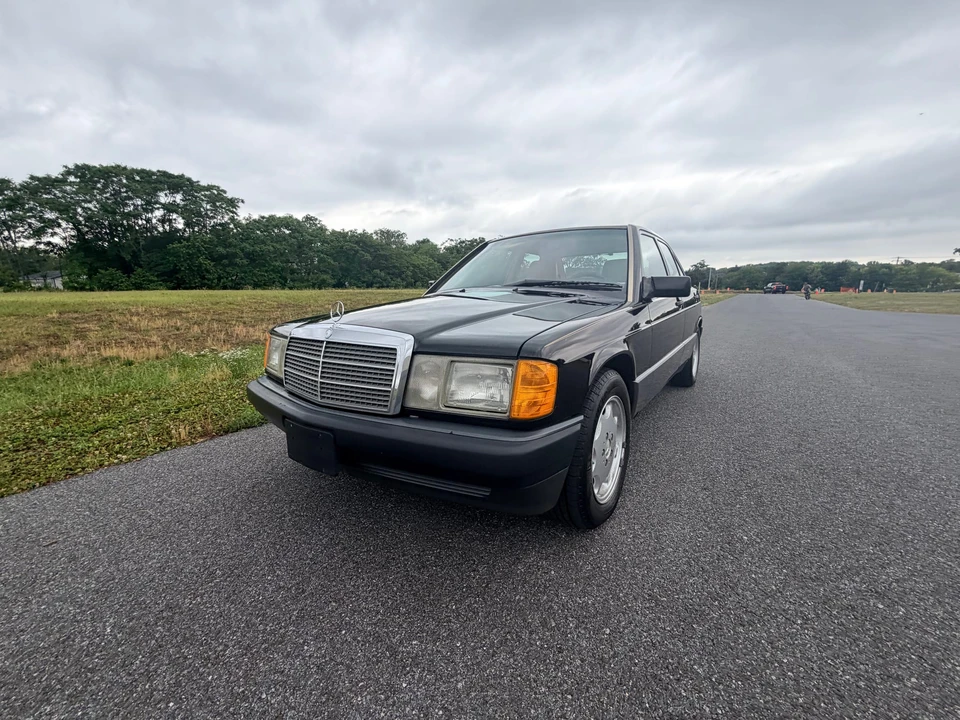 1992 Mercedes-Benz 190E - Image 8 of 31