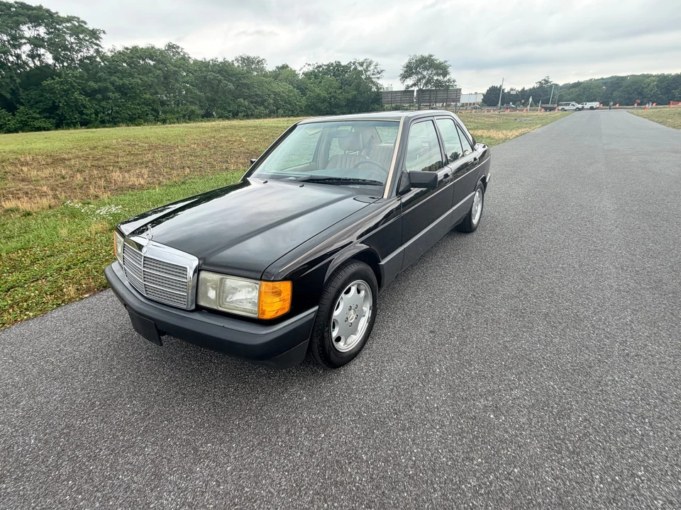 1992 Mercedes-Benz 190E - Image 7 of 31