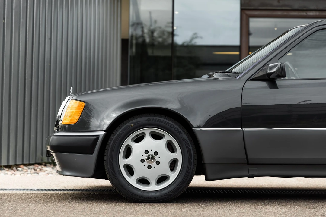 1992 Mercedes-Benz 500E & E500 - Image 21 of 31