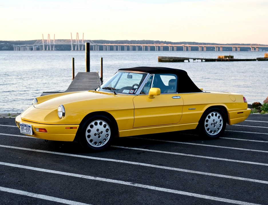 1993 Alfa Romeo Series 4 - Image 2 of 31