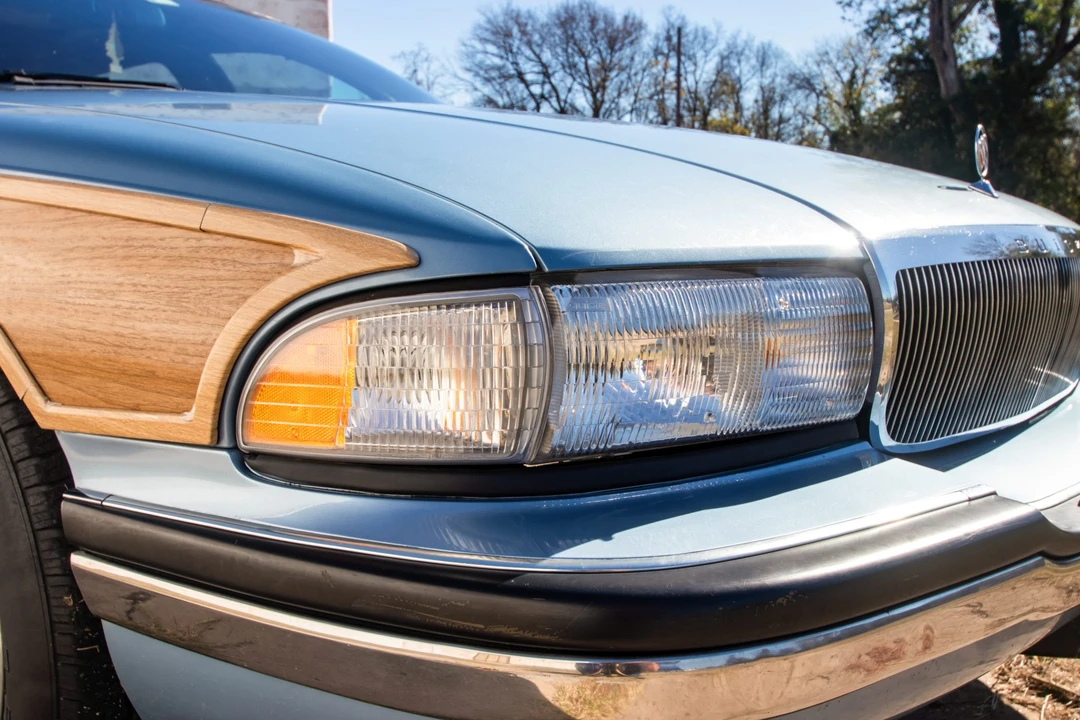 1993 Buick Roadmaster - Image 15 of 31