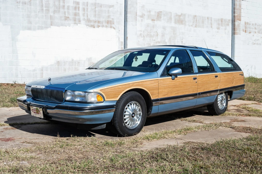 1993 Buick Roadmaster - Image 9 of 31