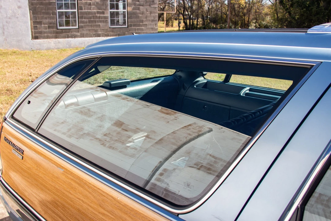 1993 Buick Roadmaster - Image 29 of 31