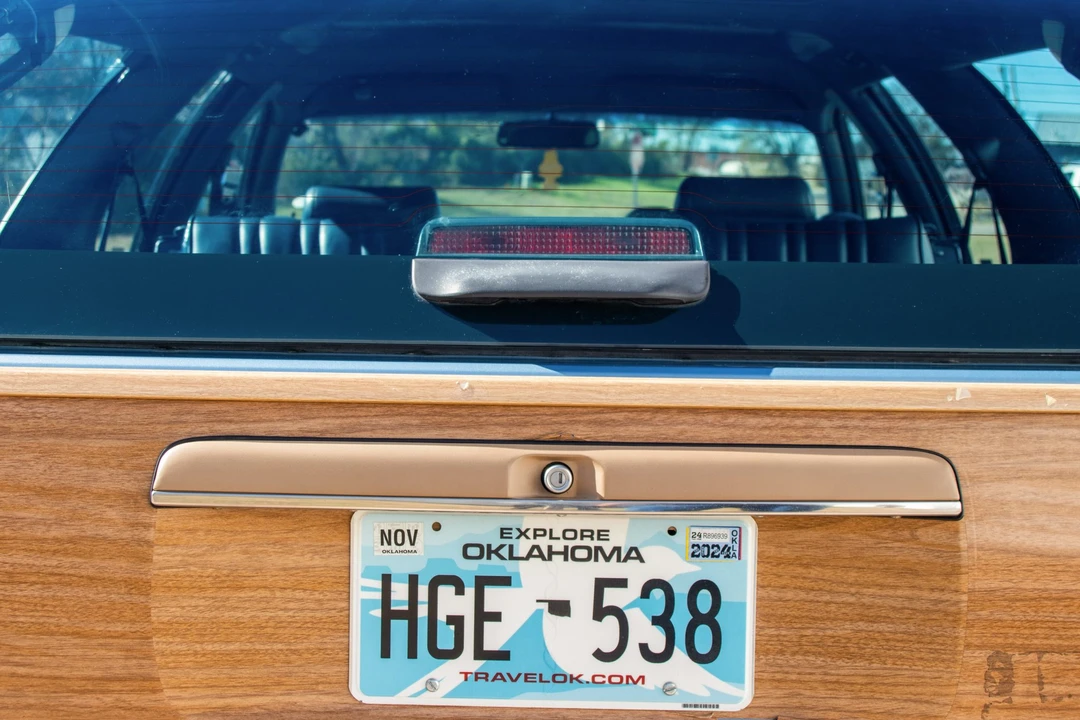 1993 Buick Roadmaster - Image 26 of 31
