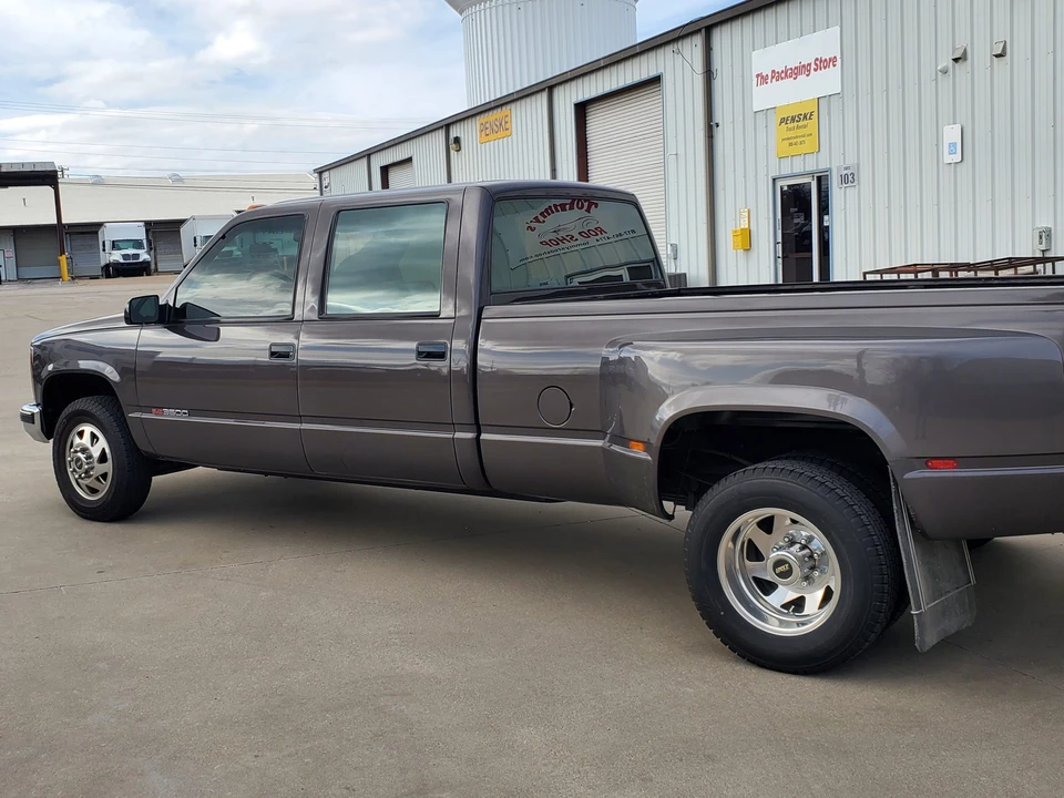 1993 GMC Sierra 1st Gen - Image 12 of 31