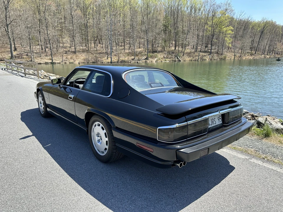 1993 Jaguar XJ-S TWR - Image 8 of 31