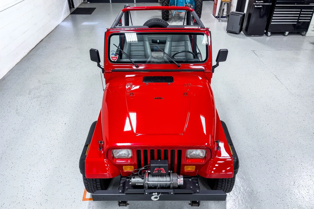 1993 Jeep YJ Wrangler - Image 13 of 31