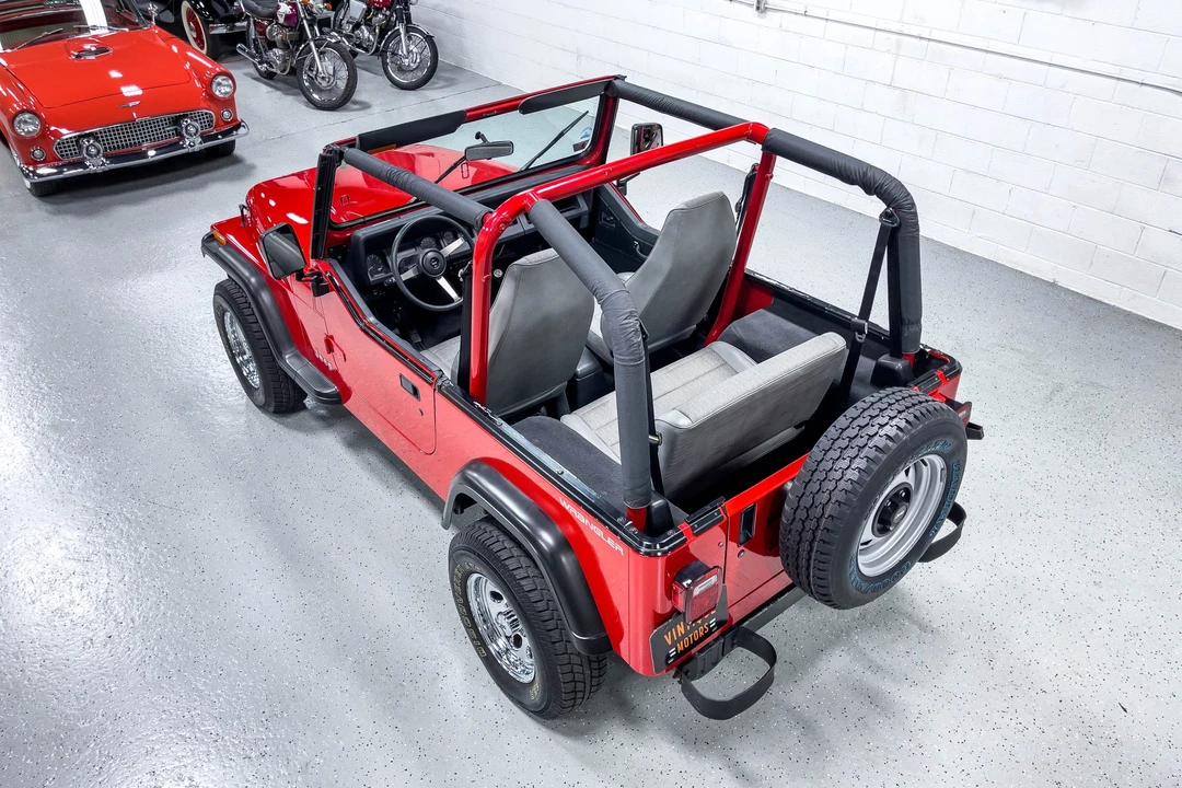 1993 Jeep YJ Wrangler - Image 5 of 31