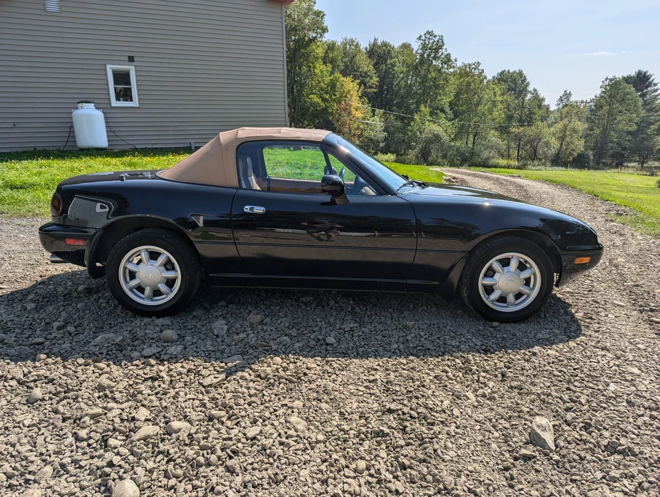 1993 Mazda NA MX-5 Miata - Image 10 of 31