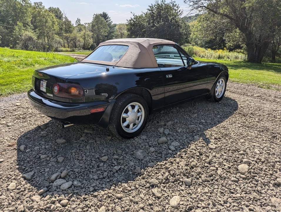 1993 Mazda NA MX-5 Miata - Image 11 of 31