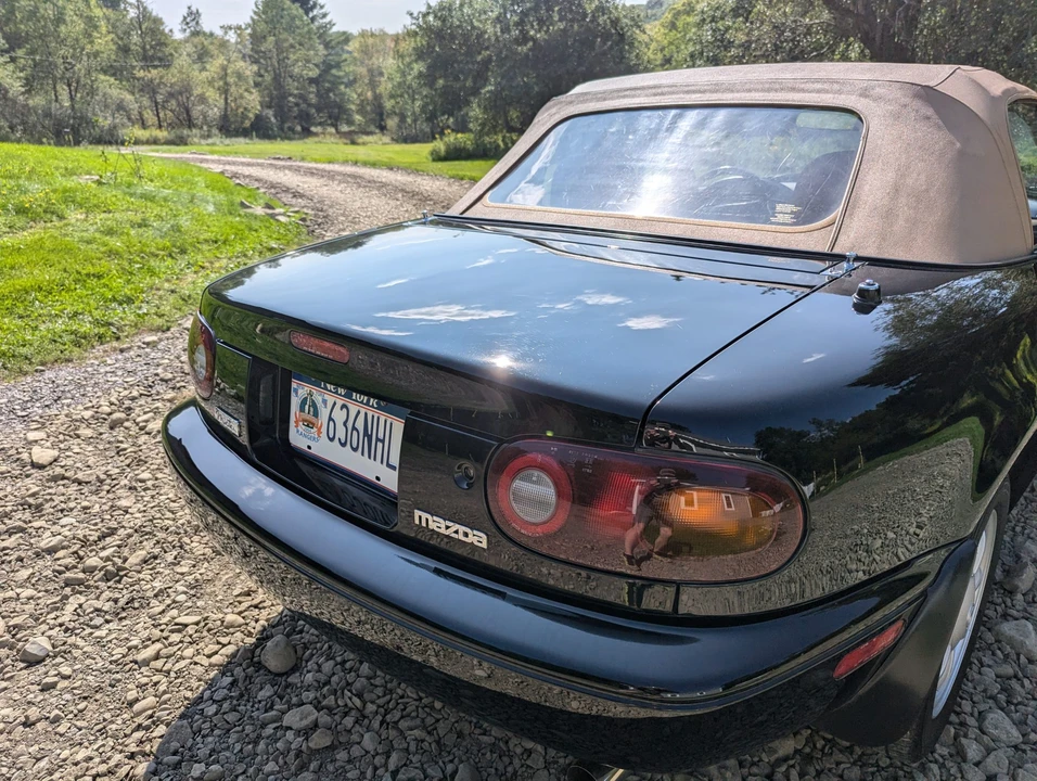 1993 Mazda NA MX-5 Miata - Image 26 of 31