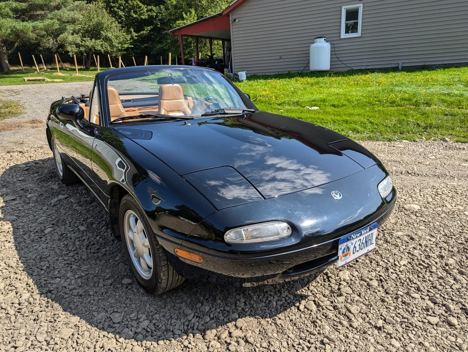 1993 Mazda NA MX-5 Miata - Image 2 of 31