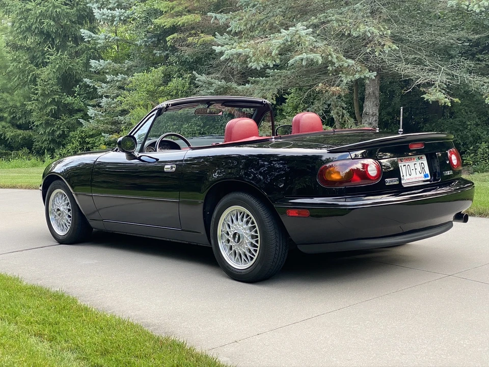 1993 Mazda NA MX-5 Miata - Image 5 of 31
