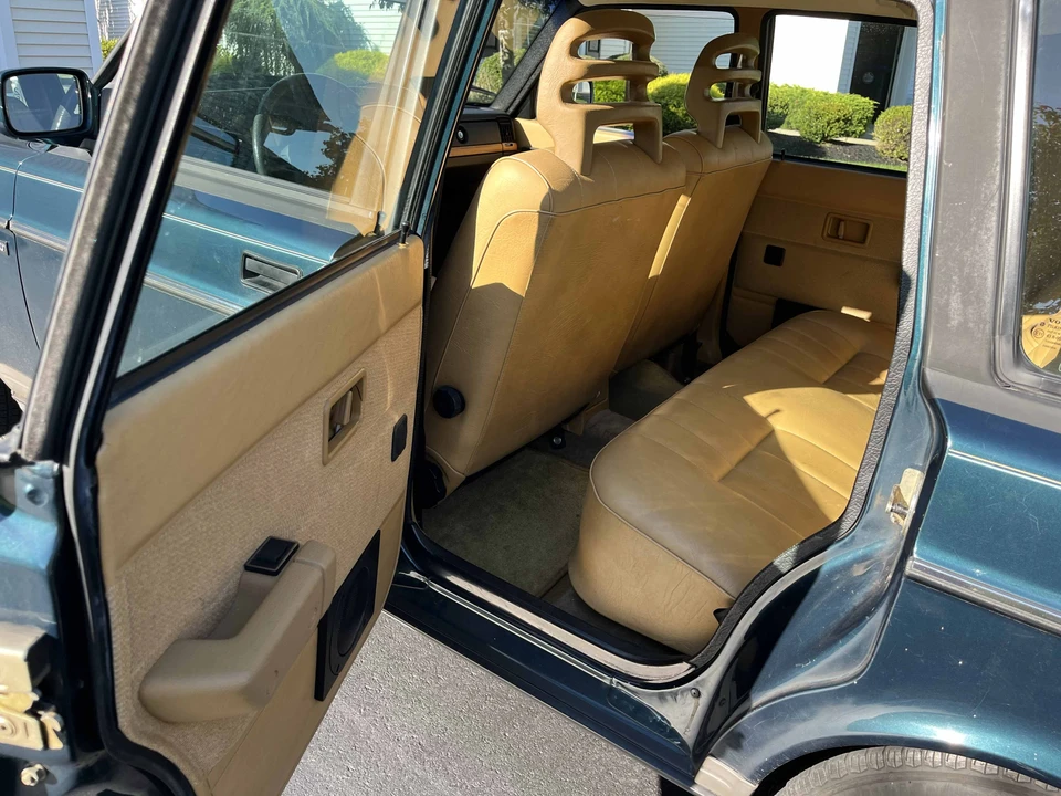 1993 Volvo 245 - Image 21 of 31