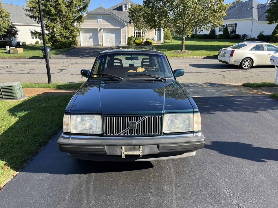 1993 Volvo 245 - Image 7 of 31